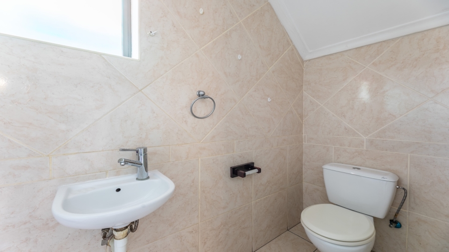 3 Bedroom Property for Sale in Parklands Western Cape